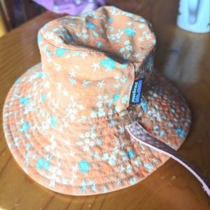 Infant Patagonia bucket sun hat